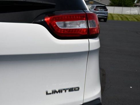 Used 2015 Jeep Cherokee Limited AWD/4WD image 33