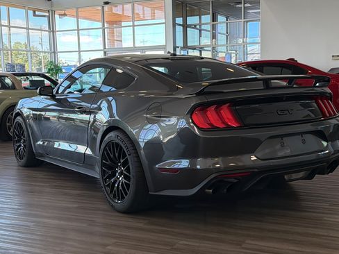 Used 2018 Ford Mustang GT Premium w/ GT Performance Package RWD image 7
