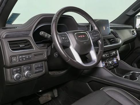 Used 2022 GMC Yukon XL SLT w/ SLT Premium Package AWD/4WD image 25