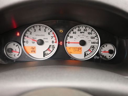 Used 2013 Nissan Frontier PRO-4X w/ Pro-4x Luxury Pkg AWD/4WD image 4