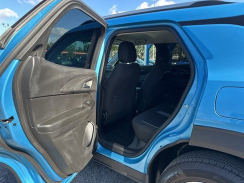 Used 2025 Chevrolet TrailBlazer LT image 25