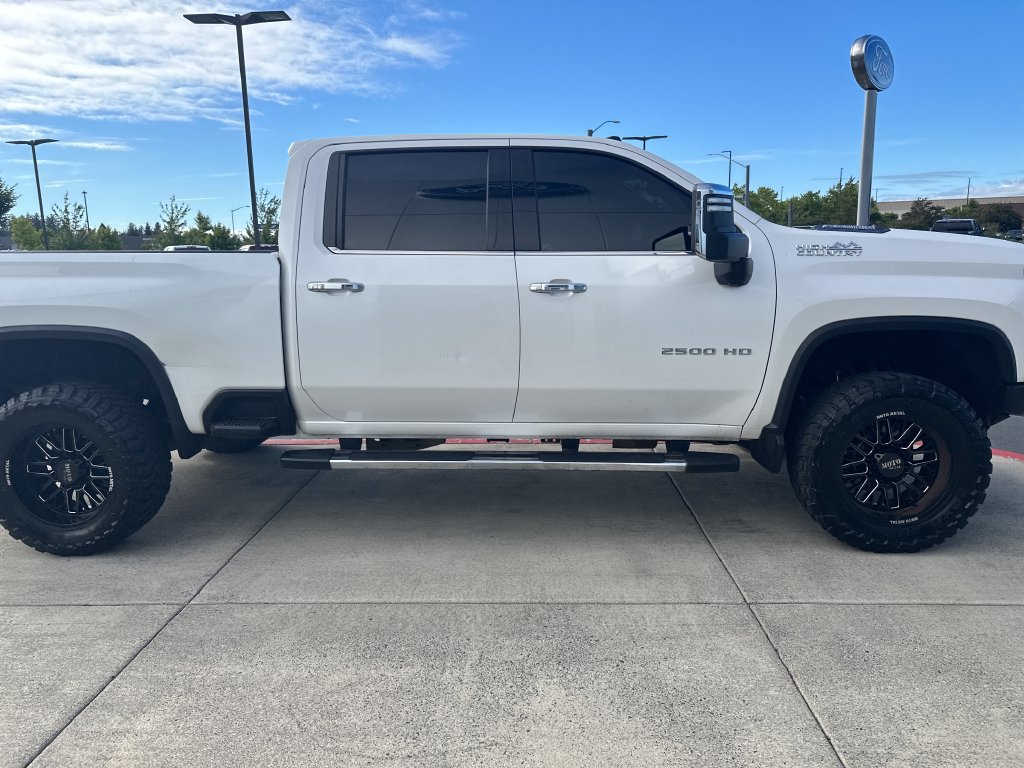 Used 2020 Chevrolet Silverado 2500 High Country w/ Z71 Off-Road Package AWD/4WD image 5