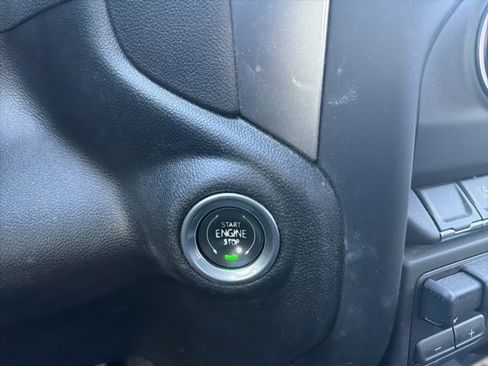 Used 2024 Chevrolet Silverado 2500 Custom w/ Custom Value Package image 48