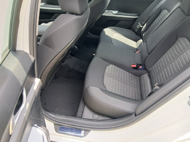 New 2026 Kia K5 LXS FWD image 38