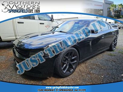 Used 2019 Dodge Charger SXT w/ Blacktop Package