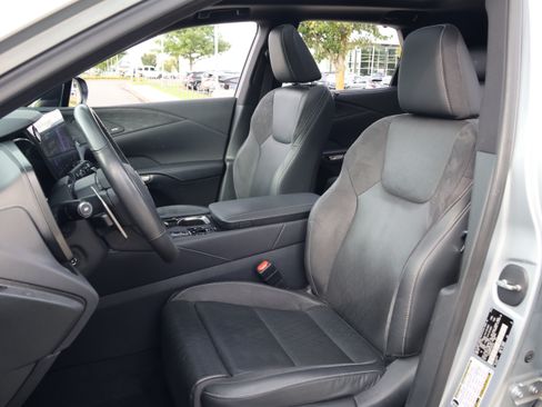 Certified 2023 Lexus RX 350 w/ Accessory Package (Z1) AWD/4WD image 32