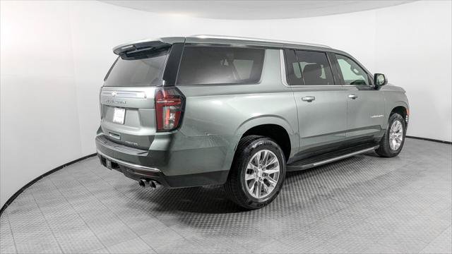 Used 2023 Chevrolet Suburban Premier AWD/4WD image 8