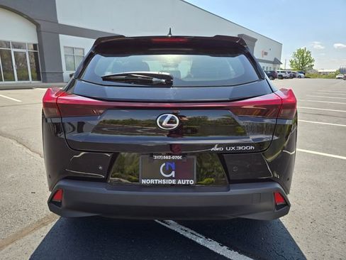 Used 2025 Lexus UX 300h AWD w/ Cold Area Package image 8