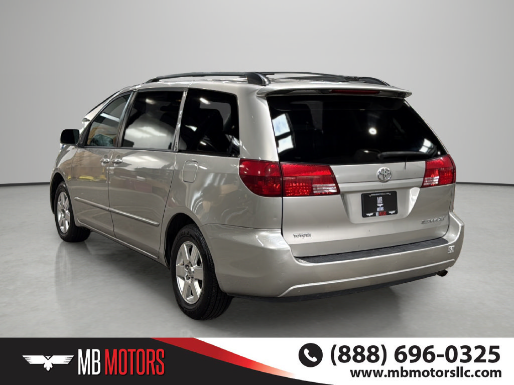 Used 2004 Toyota Sienna XLE w/ XLE Pkg 14 FWD image 3