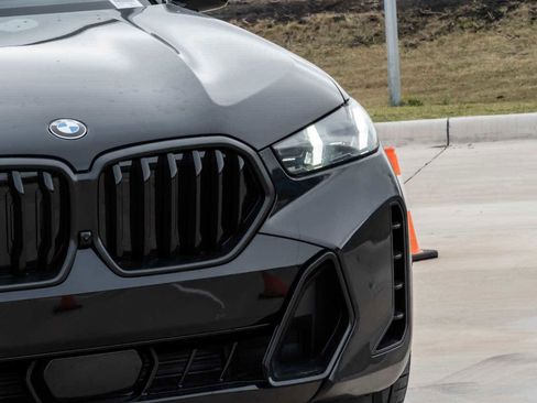 New 2026 BMW X6 xDrive40i image 6