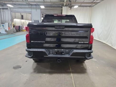 Used 2022 Chevrolet Silverado 1500 Custom RWD image 8