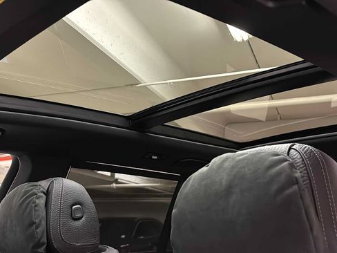 New 2026 Mercedes-Benz GLS 580 4MATIC image 25