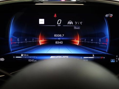 Used 2022 Mercedes-Benz SL 63 AMG 4MATIC image 23