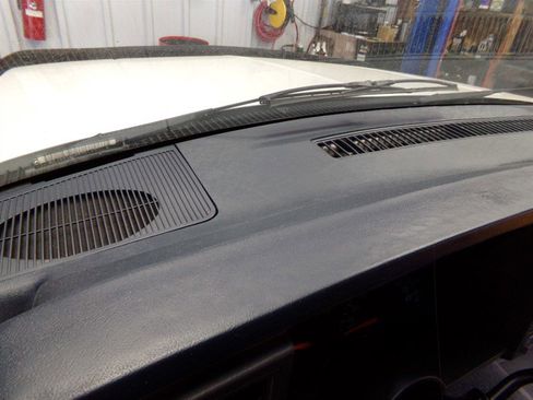 Used 1994 Chevrolet Suburban 4WD image 59