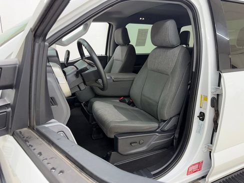 Used 2025 Ford F250 XLT AWD/4WD image 18