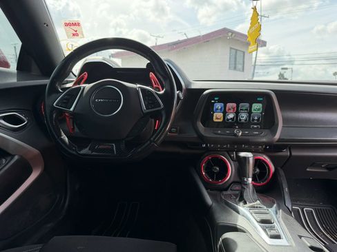 Used 2018 Chevrolet Camaro SS image 16