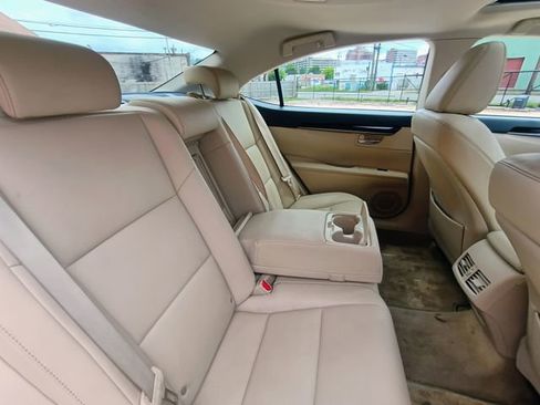 Used 2014 Lexus ES 350 FWD image 56