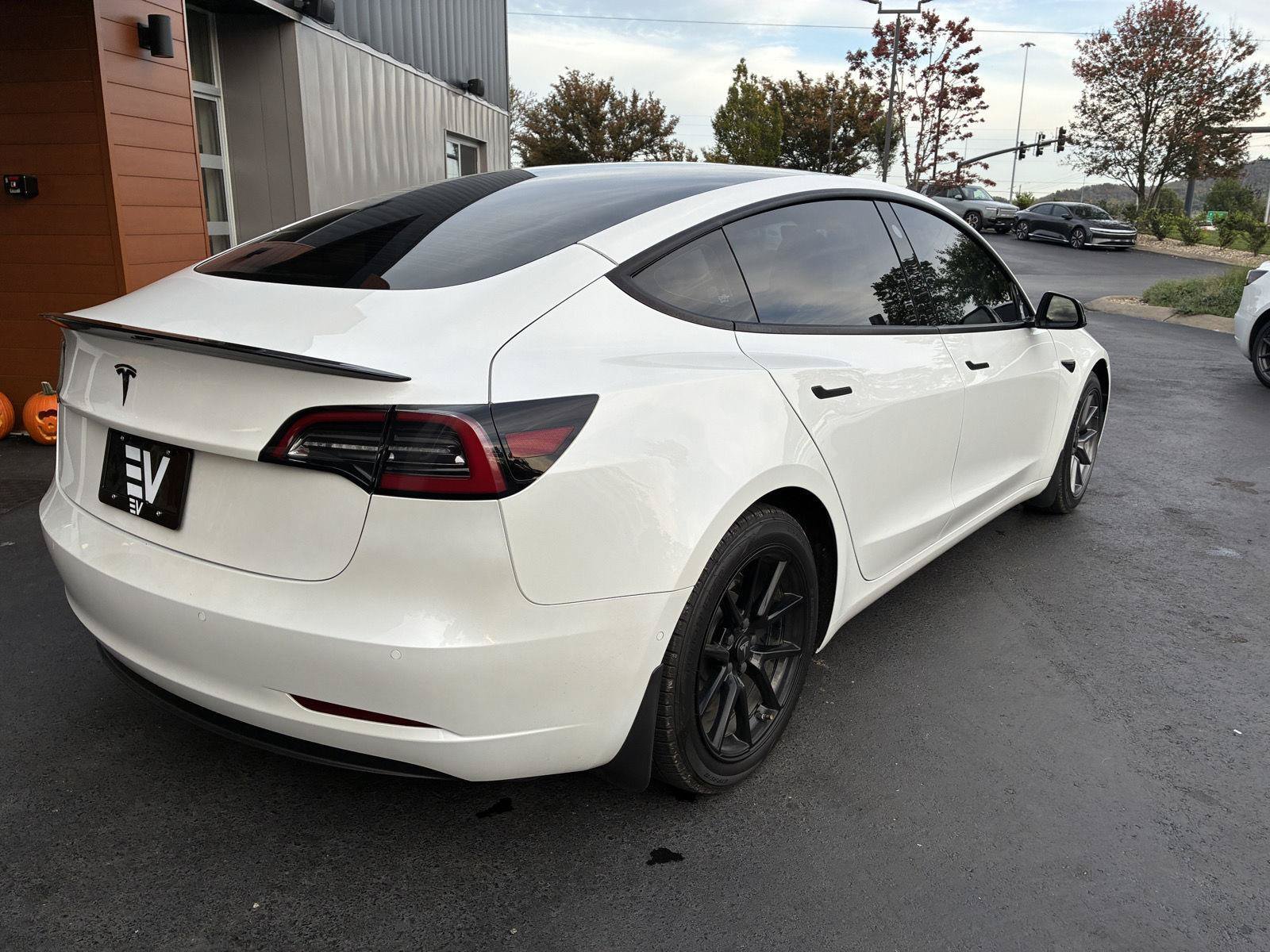 Used 2021 Tesla Model 3 Long Range AWD/4WD image 7