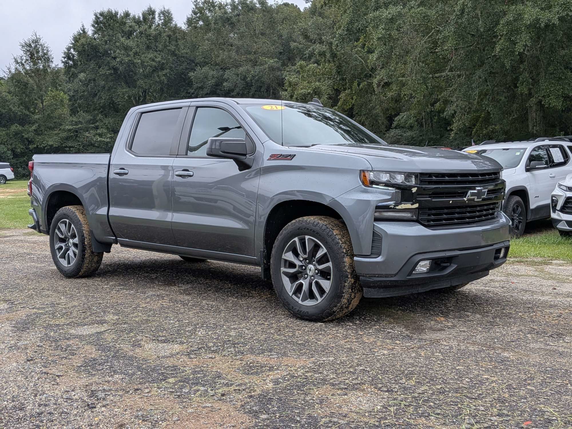 Used 2021 Chevrolet Silverado 1500 RST AWD/4WD image 2