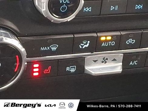 Used 2024 Ford F150 XLT w/ Equipment Group 302A MID image 28