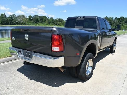 Used 2018 RAM 3500 Big Horn image 4