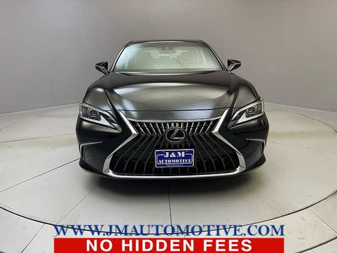 Used 2024 Lexus ES 350 w/ Premium Package image 8