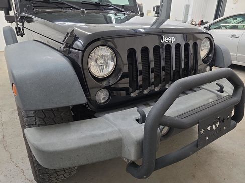 Used 2015 Jeep Wrangler Sport w/ Connectivity Group image 19
