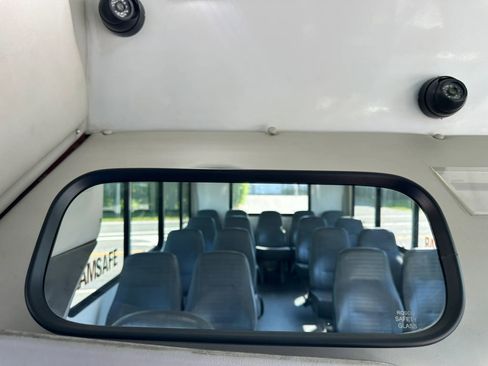 Used 2013 Ford E-450 and Econoline 450 Super Duty w/ Shuttle Bus Prep Pkg RWD image 19