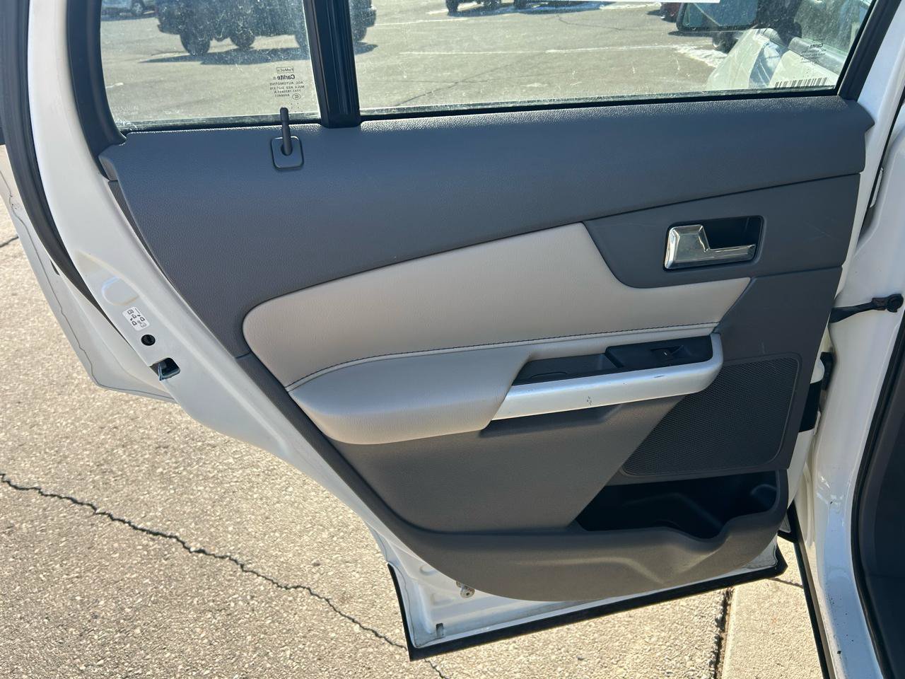 Used 2013 Ford Edge SE FWD image 13