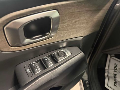 Used 2023 Kia Sorento S w/ Panoramic Sunroof Package AWD/4WD image 21