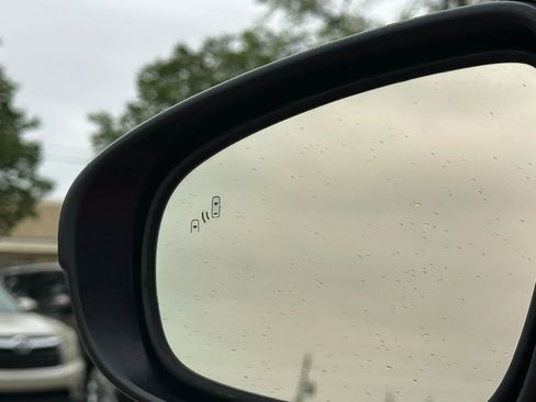 Used 2016 Lexus RC 350 image 38