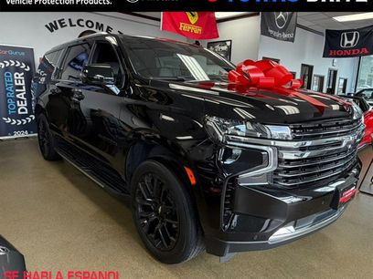 Used 2022 Chevrolet Suburban LT w/ LT Signature Plus Package