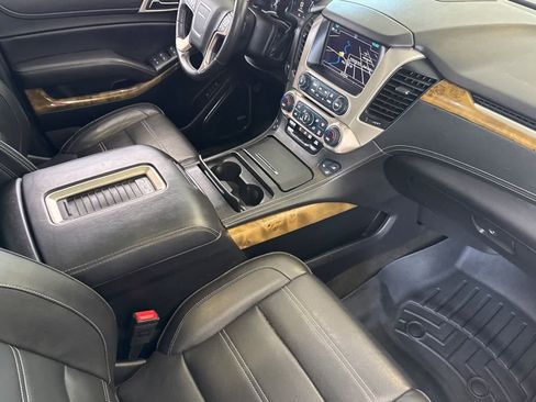 Used 2017 GMC Yukon XL Denali w/ Open Road Package AWD/4WD image 19