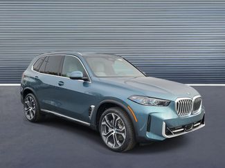New 2026 BMW X5 xDrive40i w/ Climate Comfort Package video 2