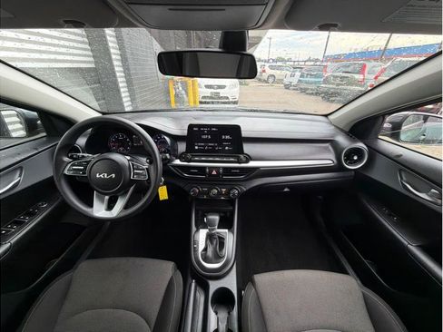 Used 2024 Kia Forte LXS FWD image 14