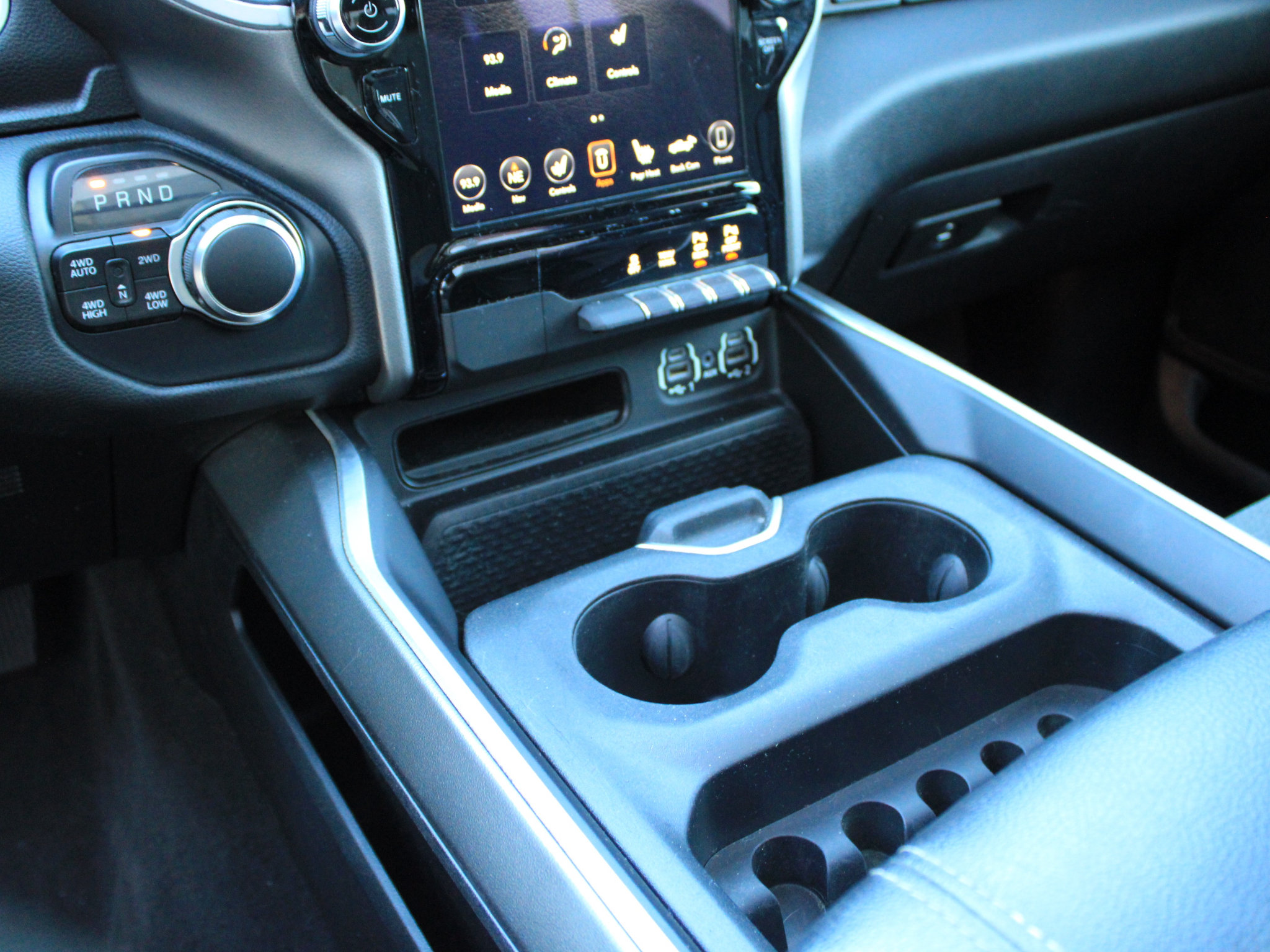 Used 2020 RAM 1500 Big Horn AWD/4WD image 22