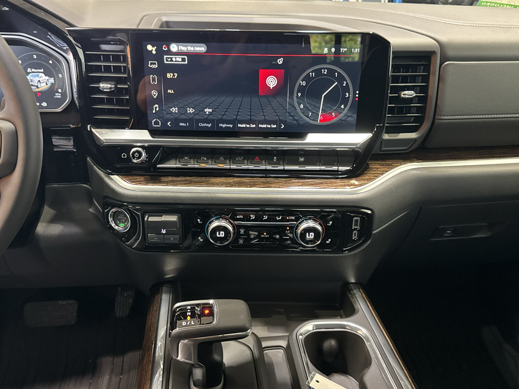 New 2026 GMC Sierra 1500 Elevation w/ Elevation Premium Package AWD/4WD image 31