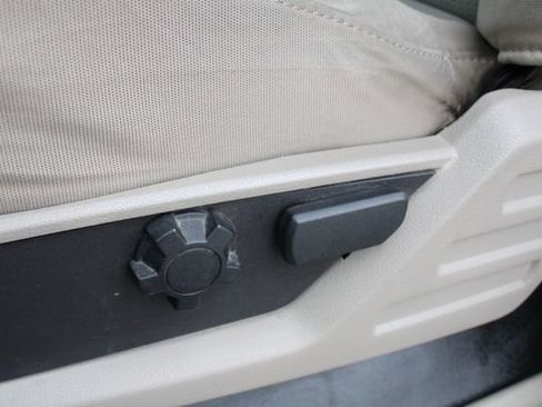 Used 2008 Ford F250 XL image 3