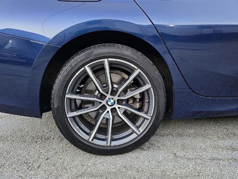 Used 2019 BMW 330i xDrive Sedan w/ Convenience Package image 21