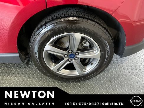 Used 2019 Ford Edge SEL w/ Equipment Group 201A AWD/4WD image 48