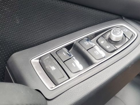 New 2026 Subaru Ascent Limited image 9