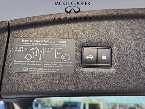 Certified 2025 INFINITI QX55 Essential image 13