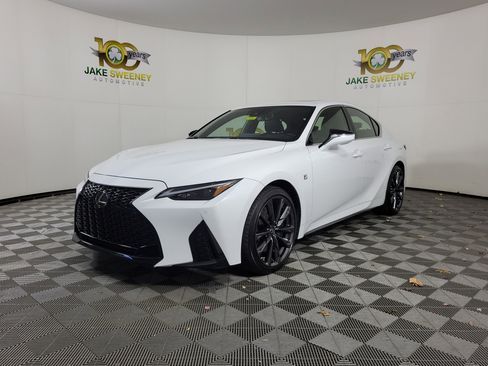 Used 2022 Lexus IS 350 F Sport image 3