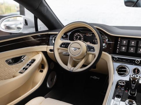 Used 2024 Bentley Continental GT Speed image 25