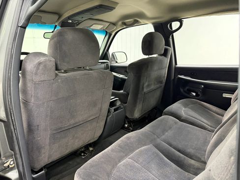 Used 2001 Chevrolet Silverado 2500 LS w/ Off-Road Skid Plate Pkg image 16