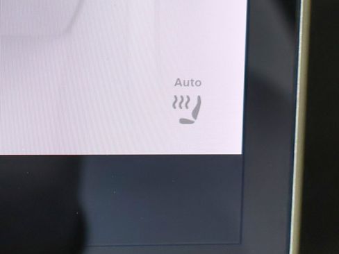 Used 2018 Tesla Model 3 Mid Range image 46