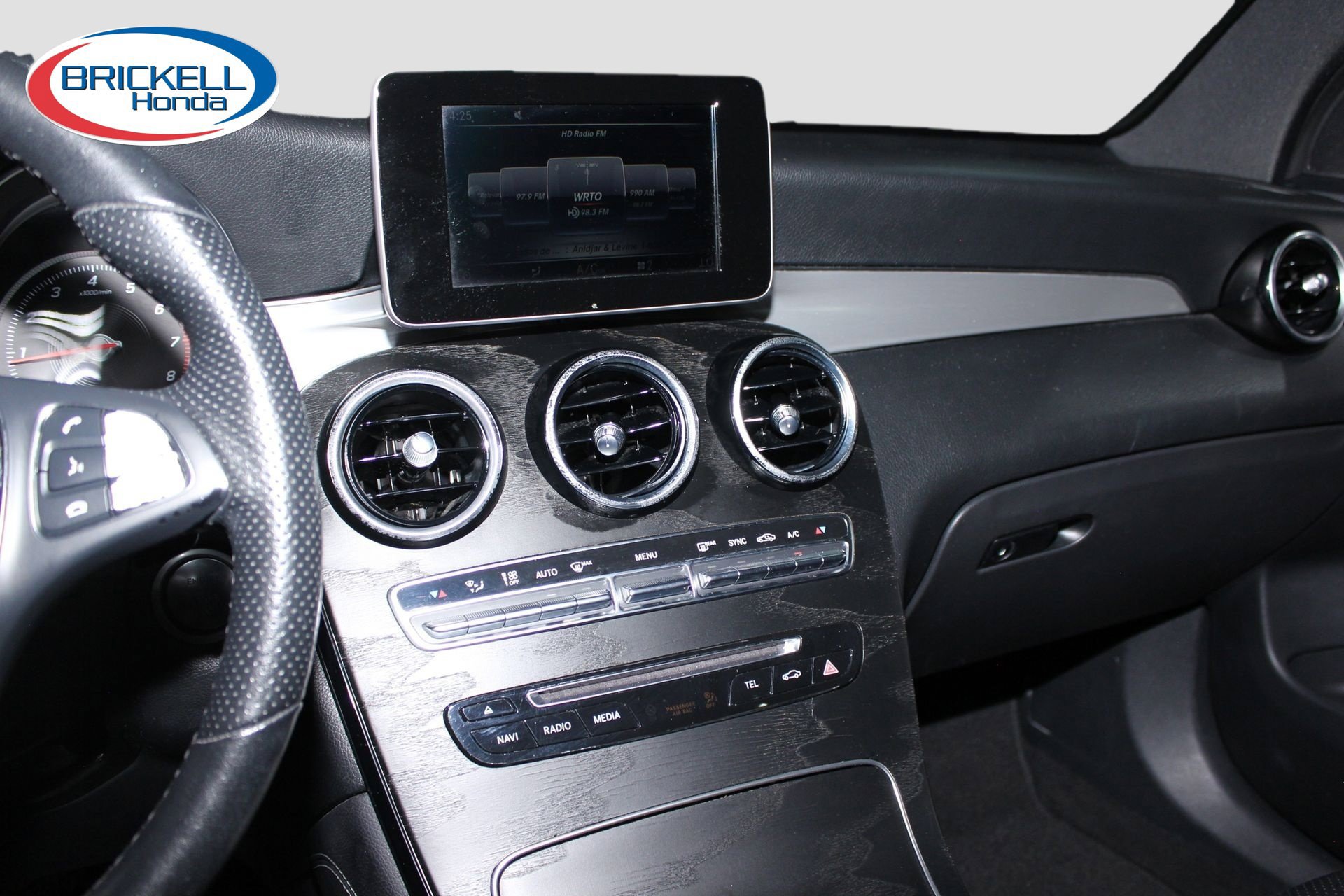 Used 2019 Mercedes-Benz GLC 300 image 26