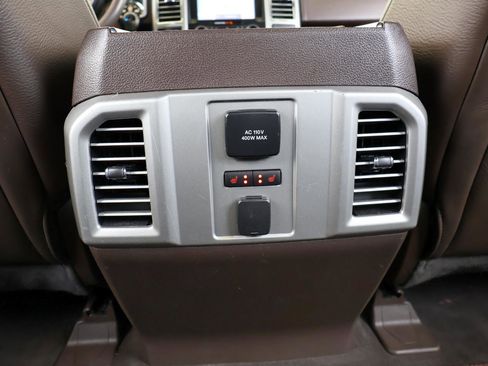 Used 2015 Ford F150 King Ranch w/ Equipment Group 601A Luxury RWD image 44