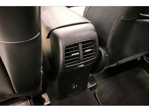 Used 2021 Ford Escape SEL image 35