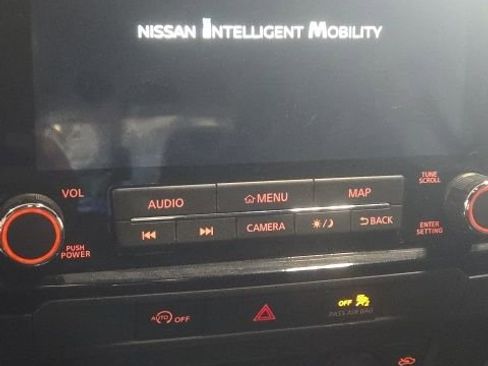 Used 2023 Nissan Frontier PRO-4X w/ Pro Convenience Package image 16